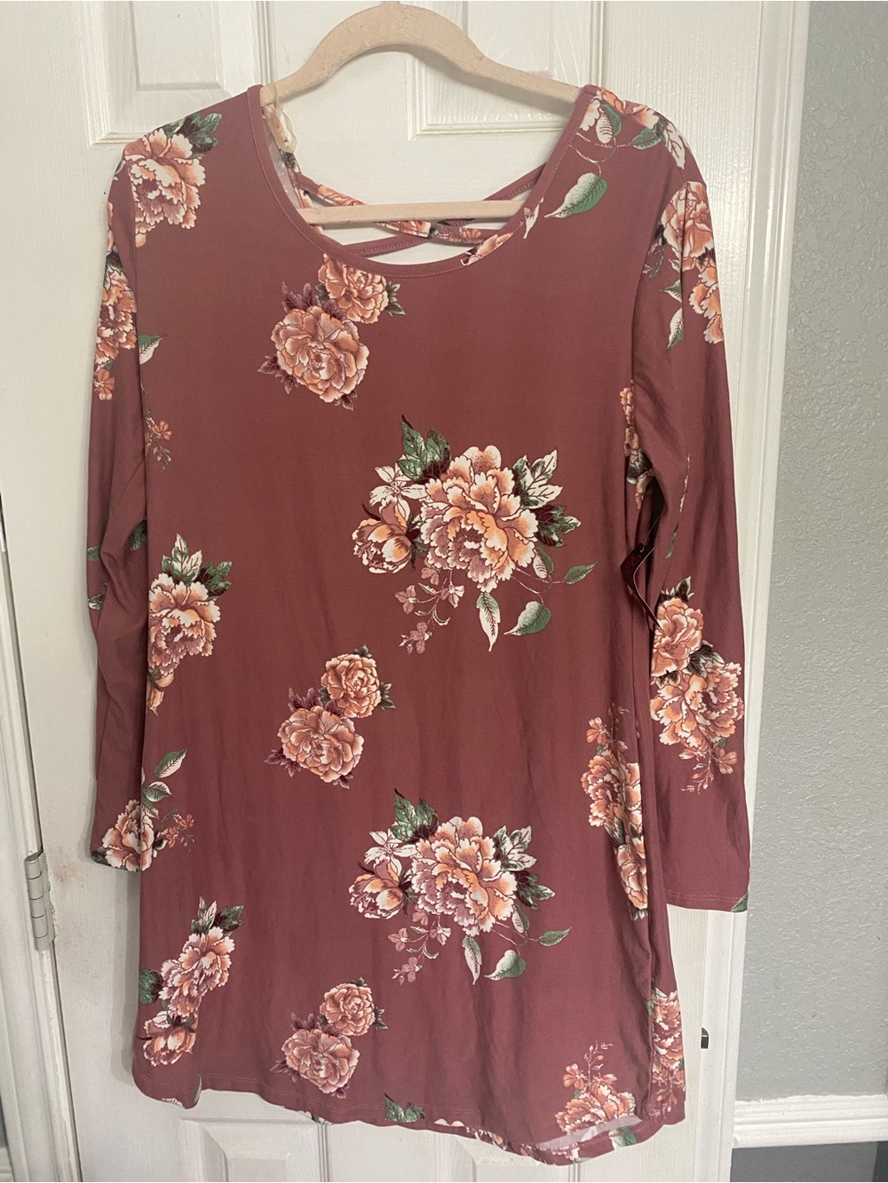 Women's Long Sleeve Floral Tunic Dress - Mauve Pink